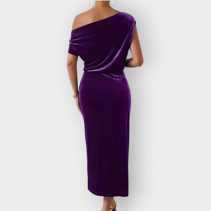 Grecia – Robe Midi en Velours Drapé à Épaule Dégagée