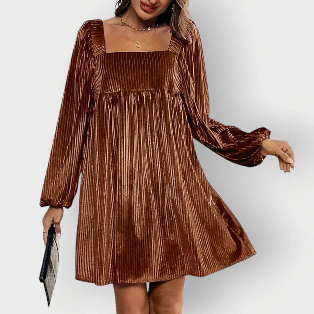 Micah - Robe Carrée Chic en Velours Sans Dos